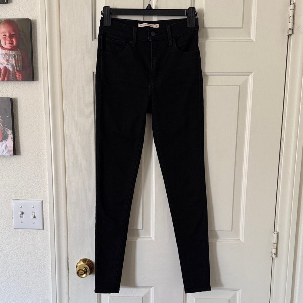 Levi's Black High-Rise Skinny Jeans